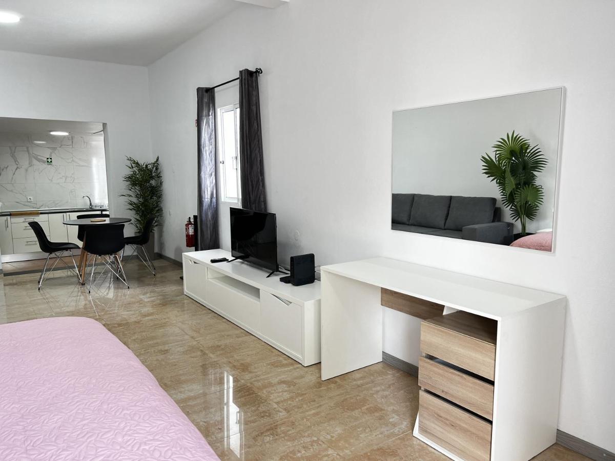 Studio Home Away From Home كانيسال المظهر الخارجي الصورة