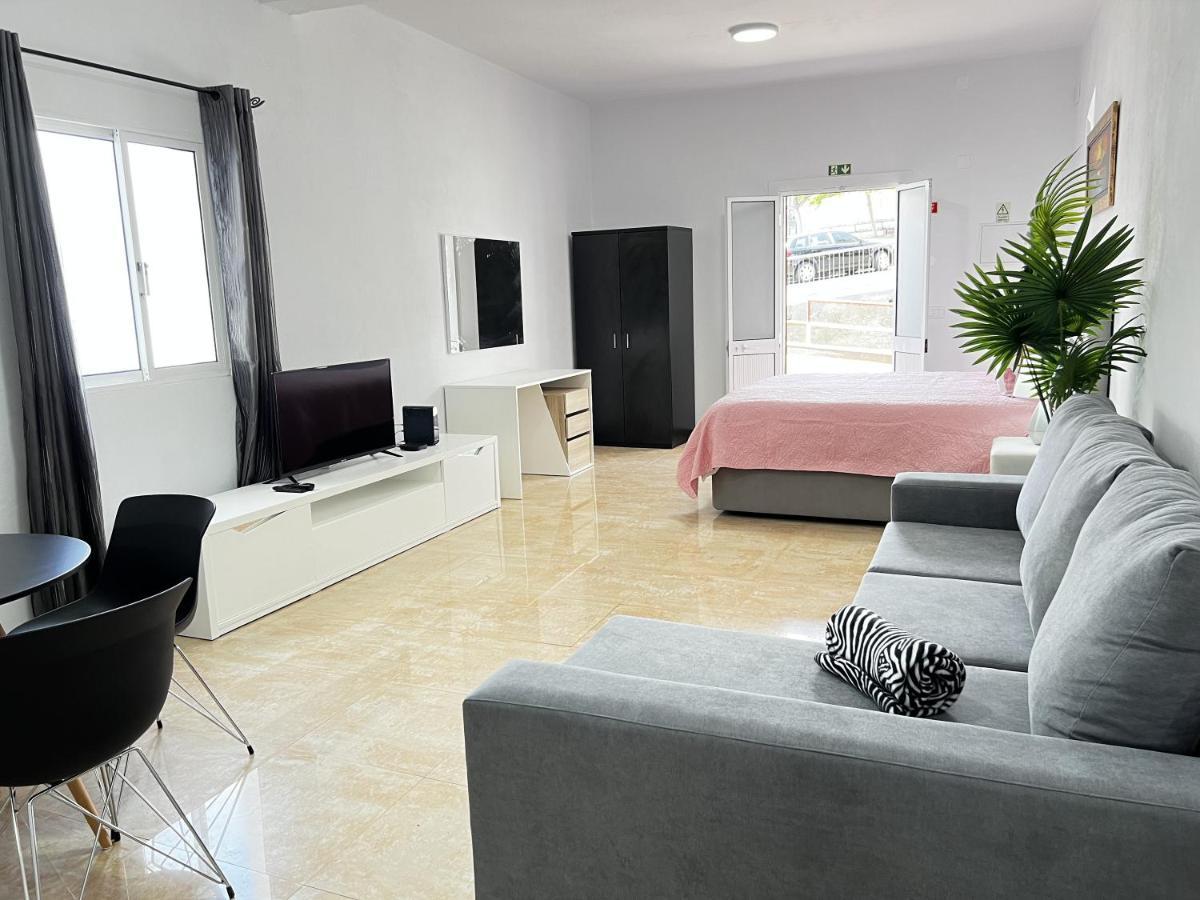 Studio Home Away From Home كانيسال المظهر الخارجي الصورة